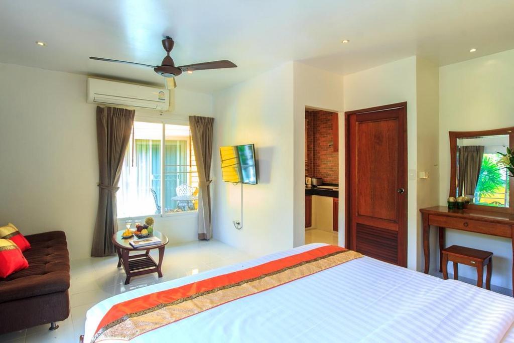 Lemon Tree Naturist Resort Naiharn Beach Phuket Kültér fotó
