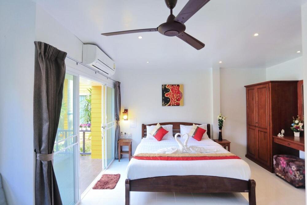 Lemon Tree Naturist Resort Naiharn Beach Phuket Kültér fotó