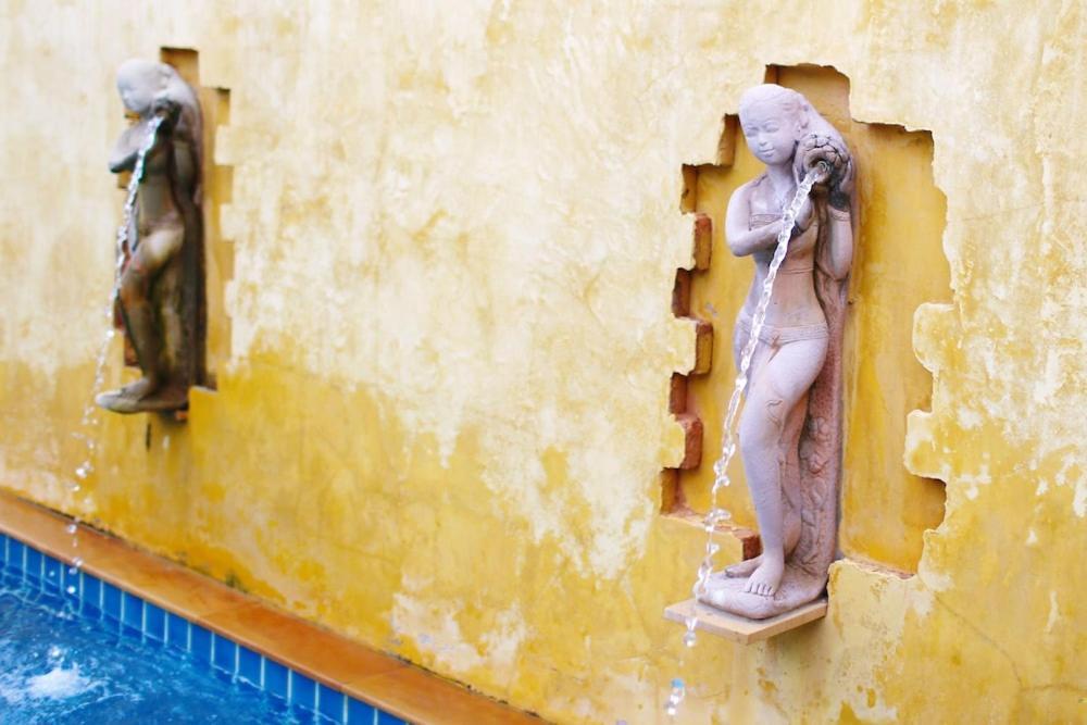 Lemon Tree Naturist Resort Naiharn Beach Phuket Kültér fotó