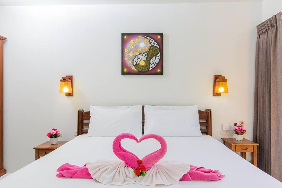 Lemon Tree Naturist Resort Naiharn Beach Phuket Kültér fotó