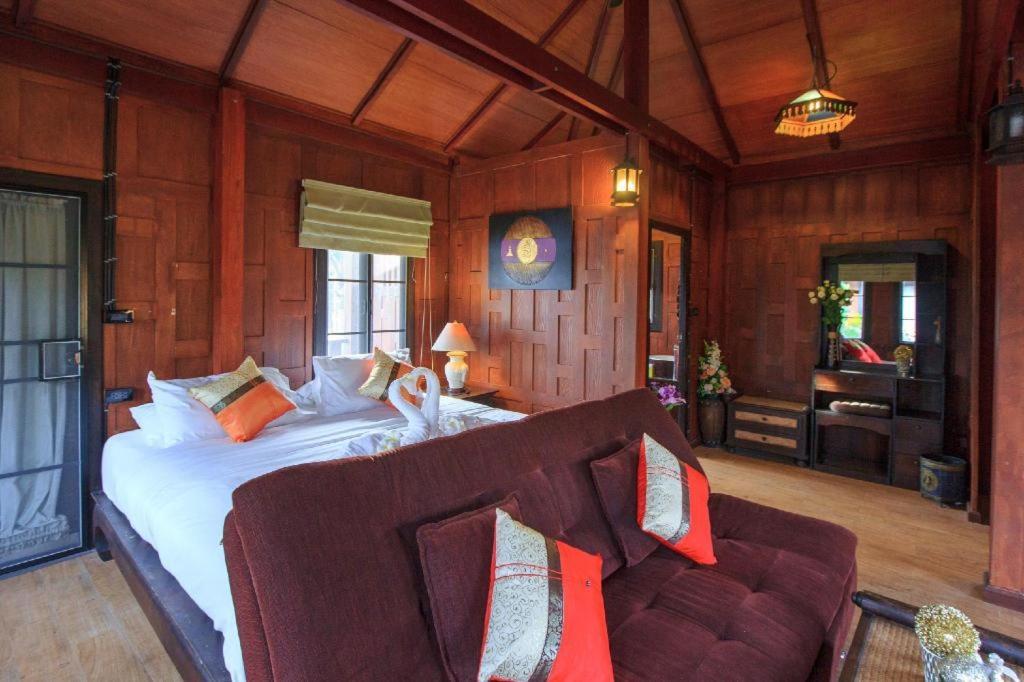 Lemon Tree Naturist Resort Naiharn Beach Phuket Kültér fotó